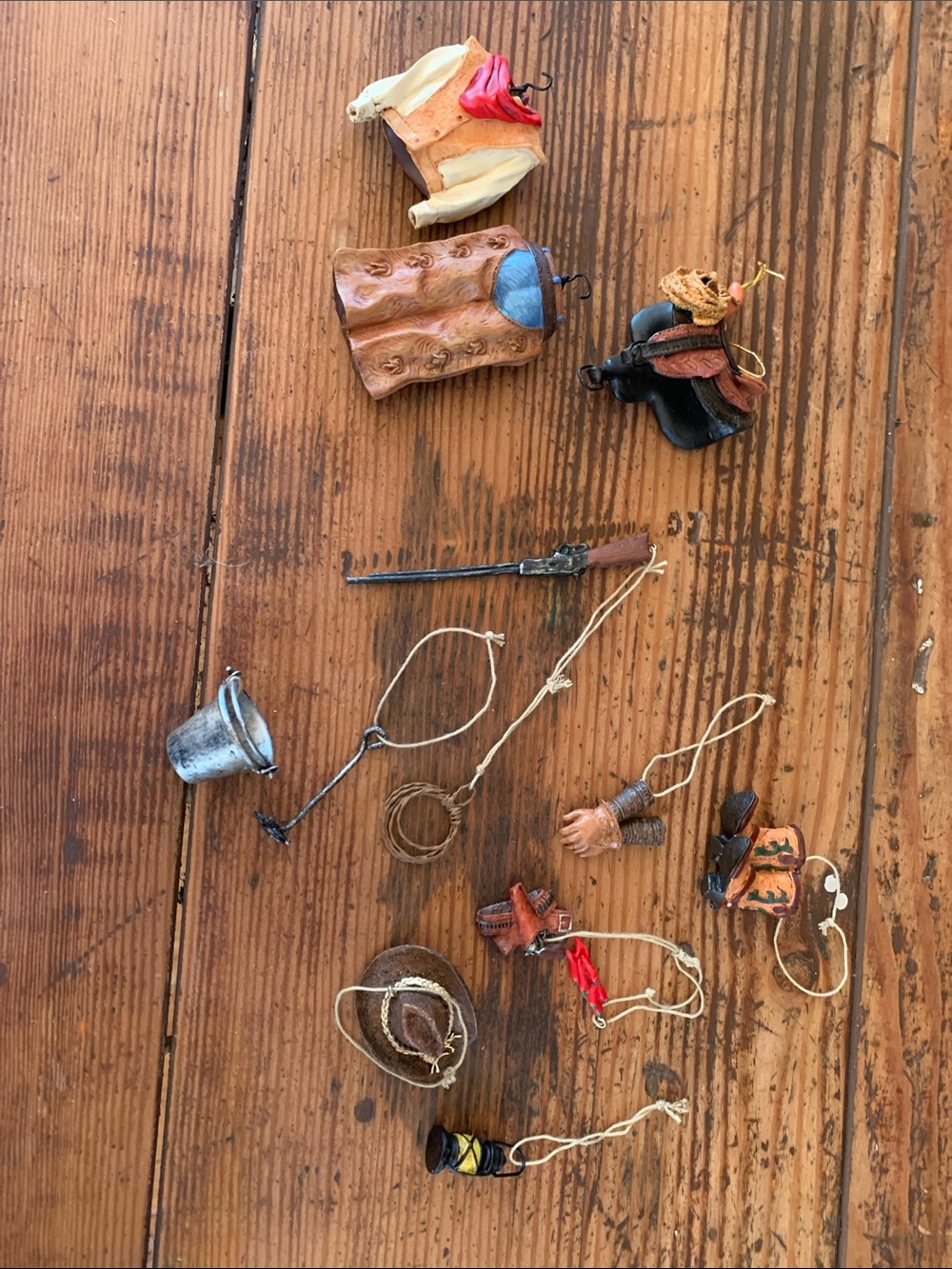 13 western ornaments